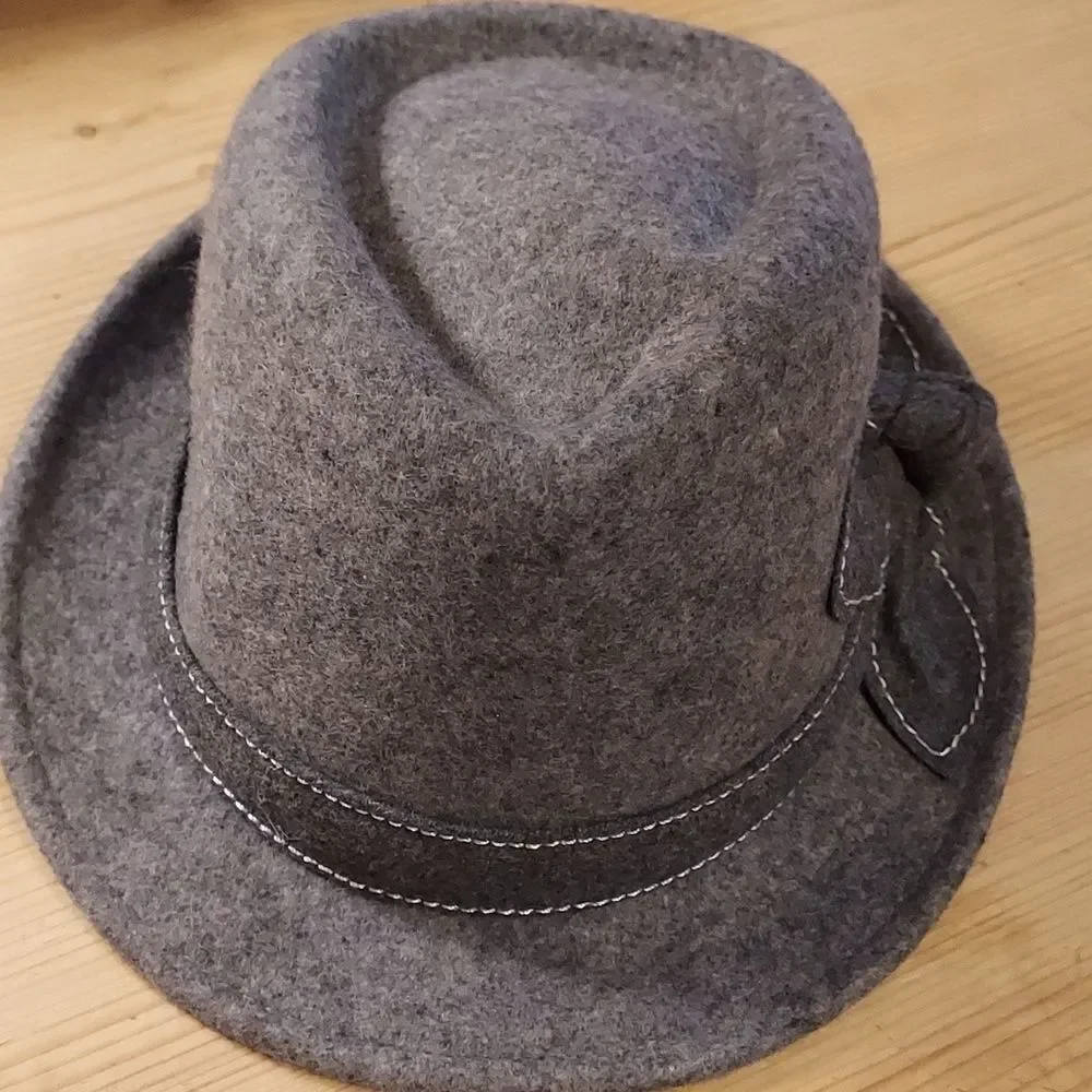 Sunday Afternoons Gray Wool Felt Fedora Hat SPF 50 Women